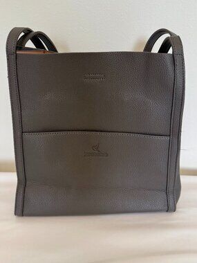 Leather tote bag